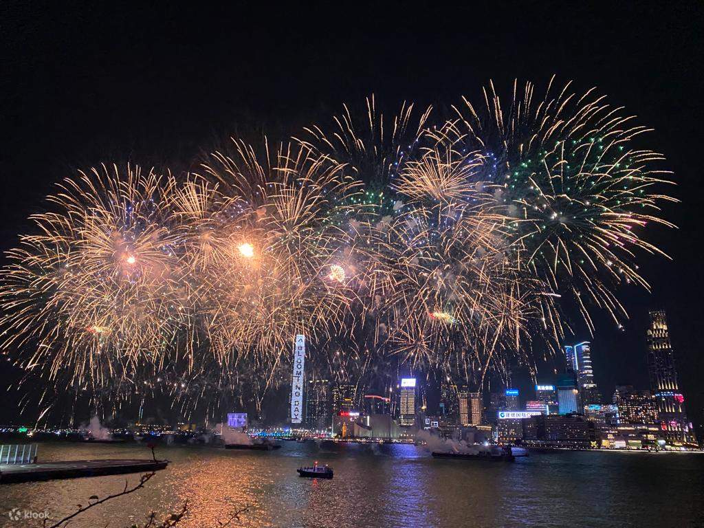 跨年倒數煙花匯演岸上觀賞區 | 尖沙咀天星碼頭海港遊候船區